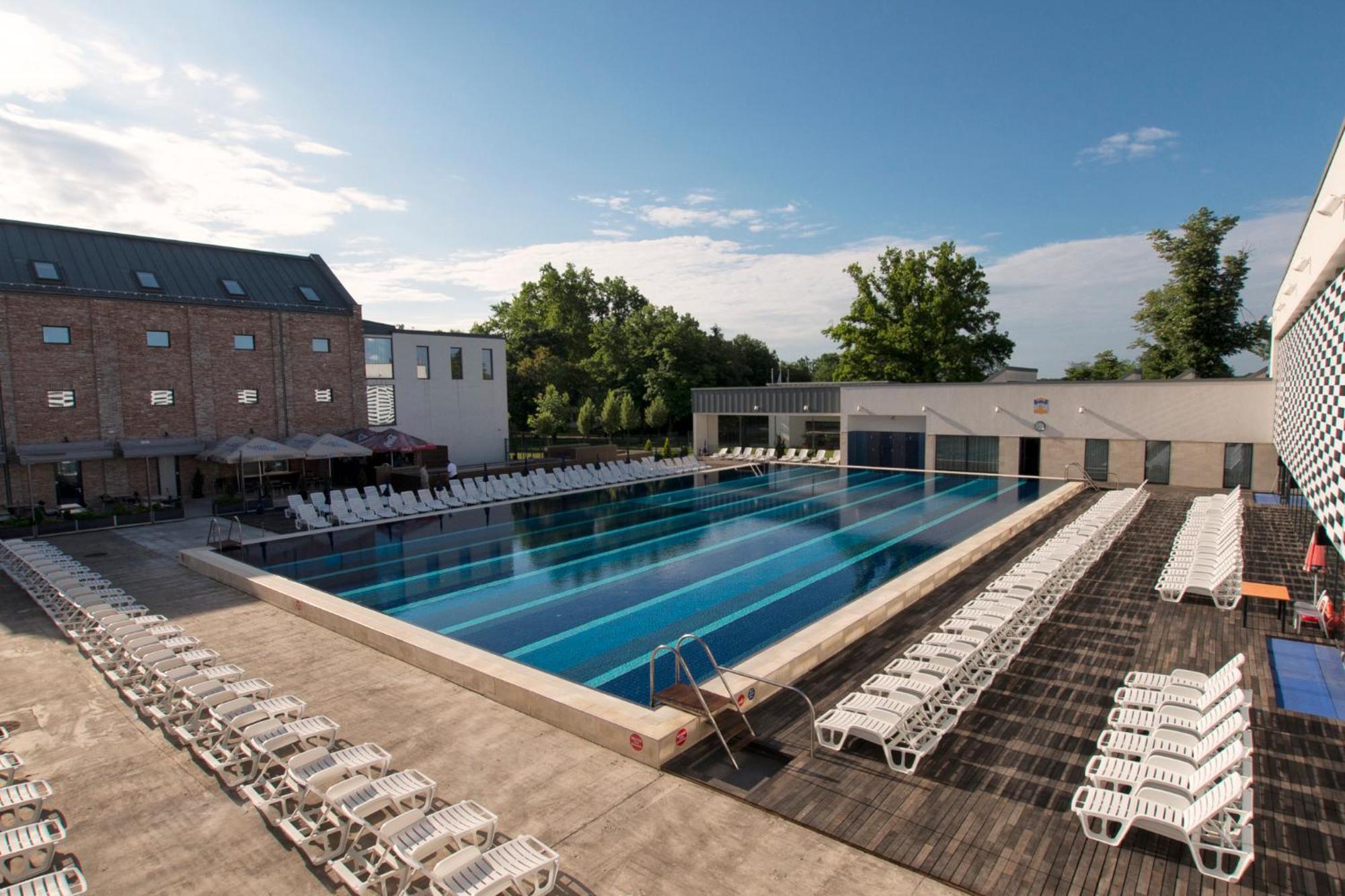 Hotel Castello & Thermal Spa Siklós Extérieur photo