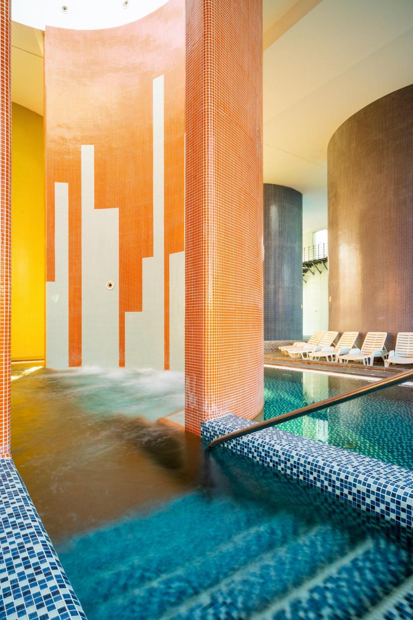 Hotel Castello & Thermal Spa Siklós Extérieur photo